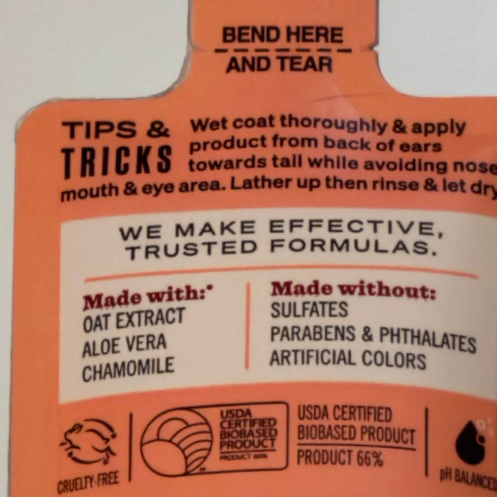 Mrs. Meyer's Clean Day 3-in-1 Dog Shampoo in the White Peach Scent